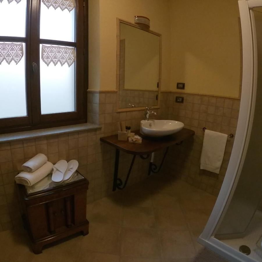 Agriturismo Locanda Dei Cacciatori Dogliani Kültér fotó