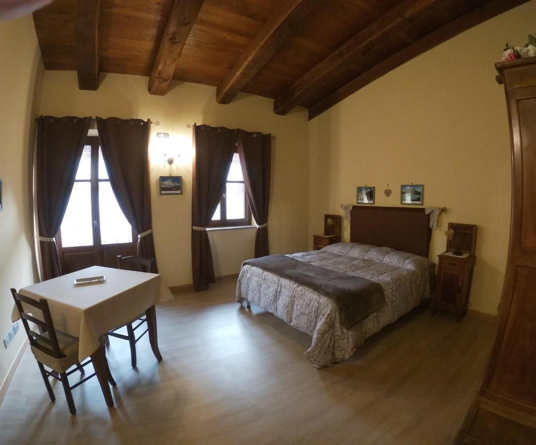 Agriturismo Locanda Dei Cacciatori Dogliani Kültér fotó