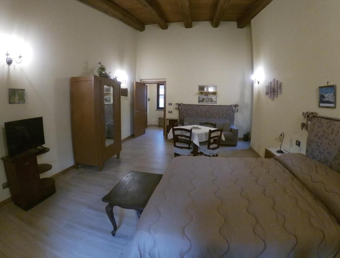 Agriturismo Locanda Dei Cacciatori Dogliani Kültér fotó